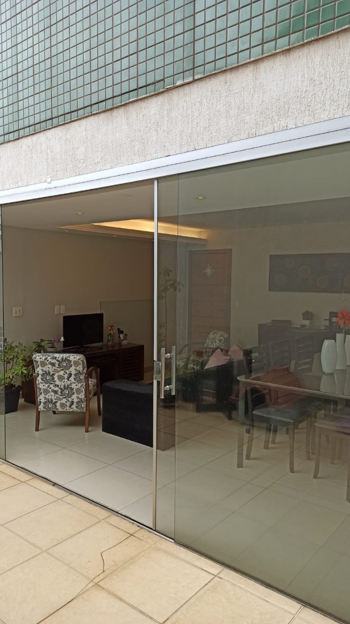 Apartamento à venda com 3 quartos, 165m² - Foto 3