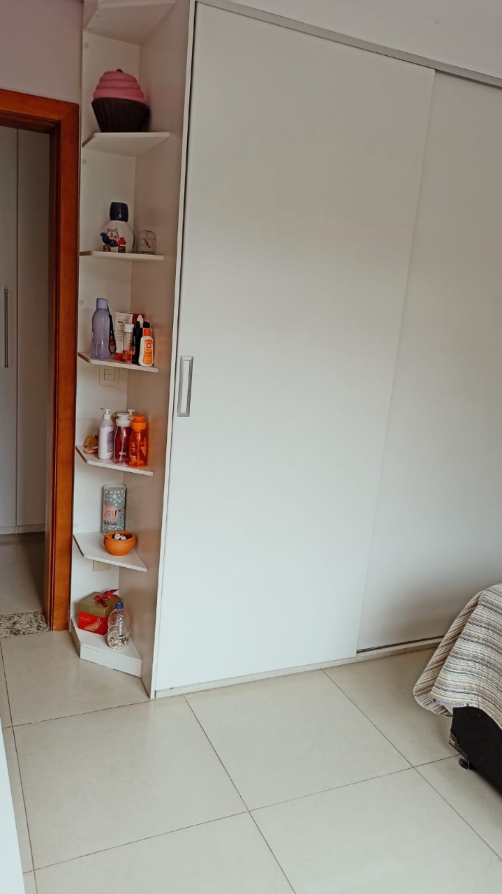 Apartamento à venda com 3 quartos, 165m² - Foto 10