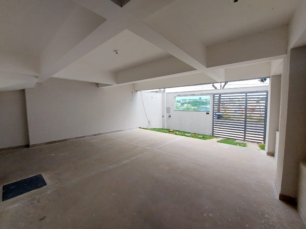 Casa à venda com 3 quartos, 190m² - Foto 2