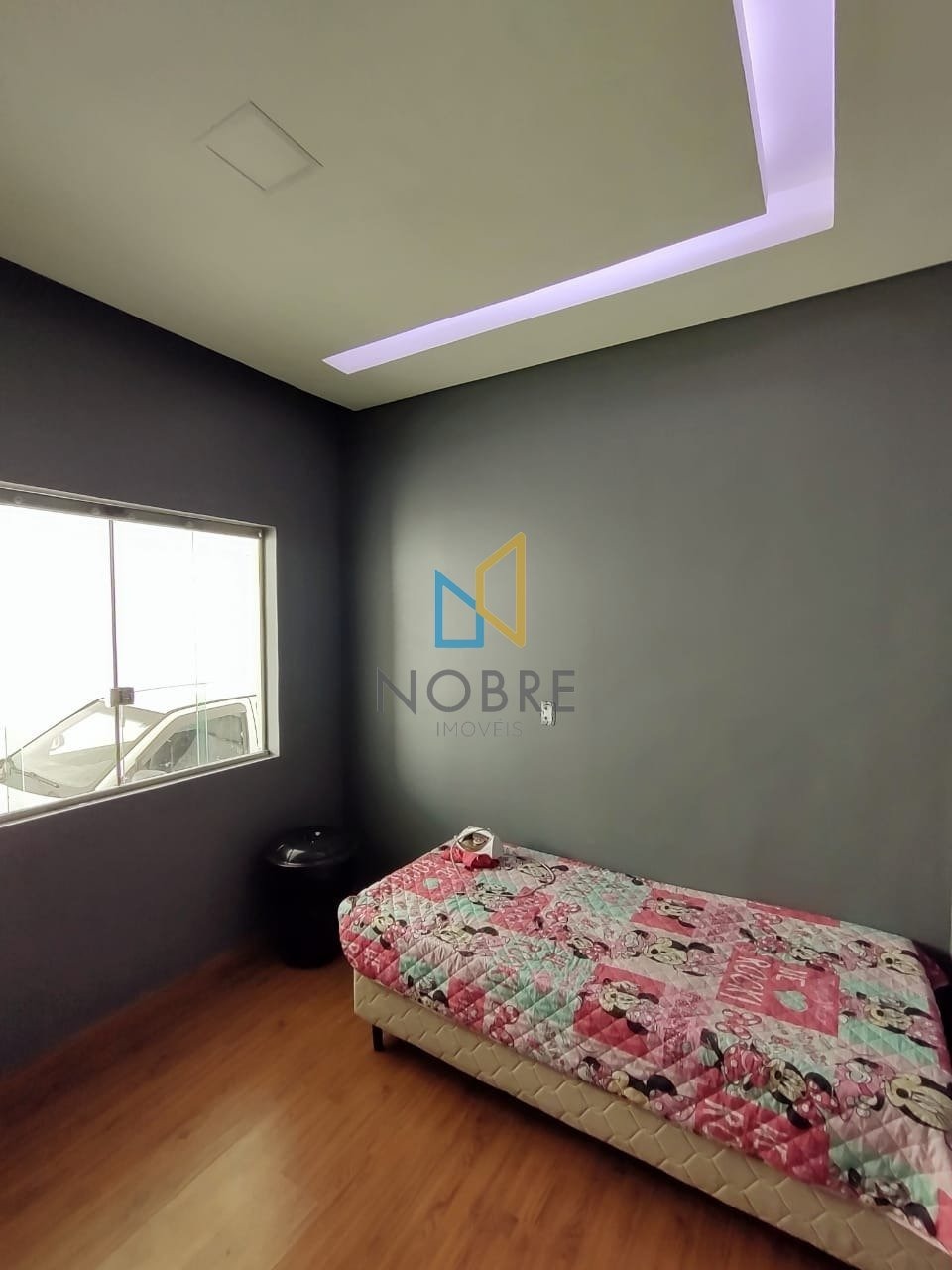 Casa à venda com 3 quartos, 300m² - Foto 4