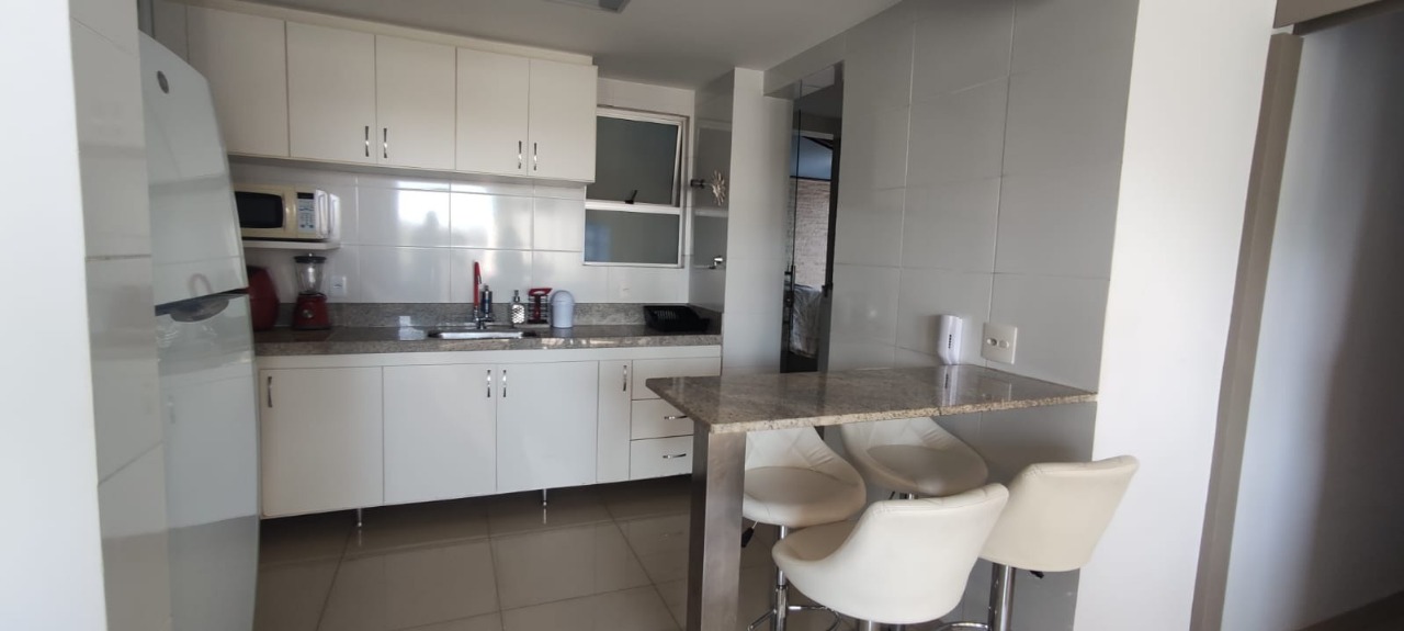 Apartamento à venda com 3 quartos, 120m² - Foto 4