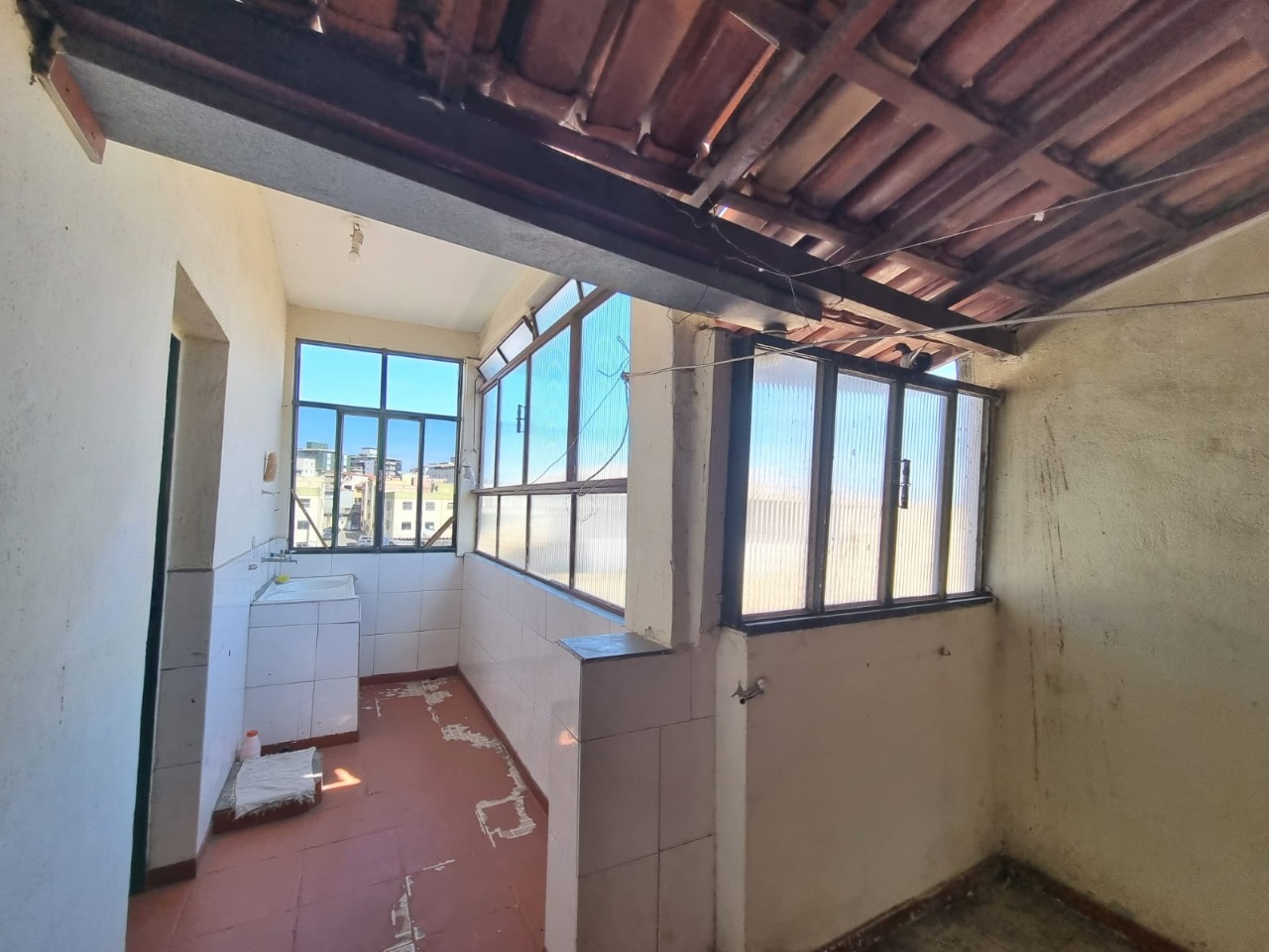 Casa à venda com 3 quartos, 200m² - Foto 11