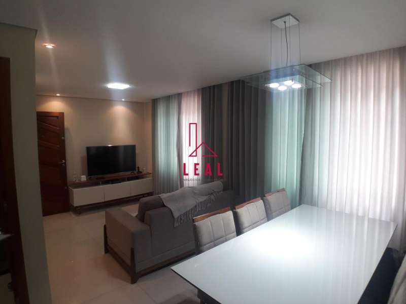 Apartamento à venda com 3 quartos, 90m² - Foto 1