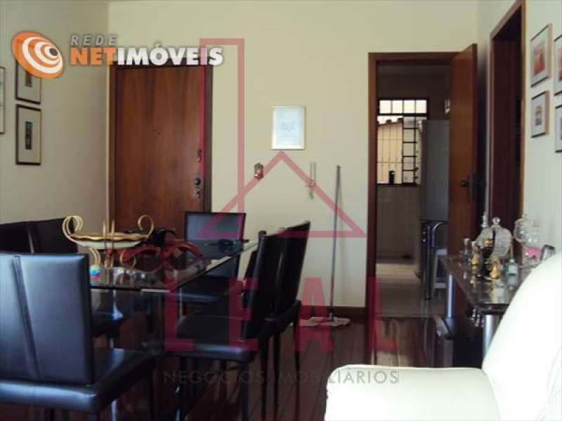 Apartamento à venda com 3 quartos, 125m² - Foto 1