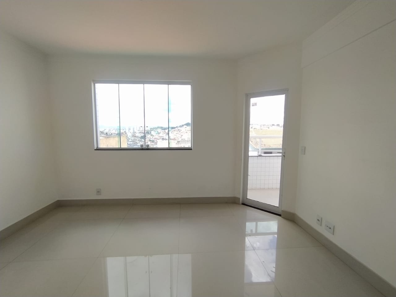 Apartamento à venda com 3 quartos, 100m² - Foto 11