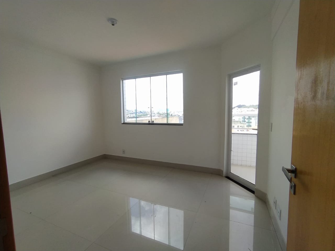 Apartamento à venda com 3 quartos, 100m² - Foto 12