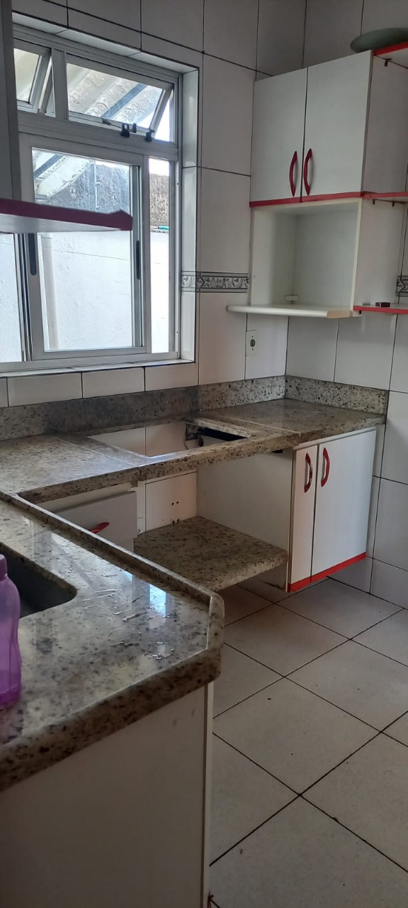 Apartamento à venda com 3 quartos, 60m² - Foto 4