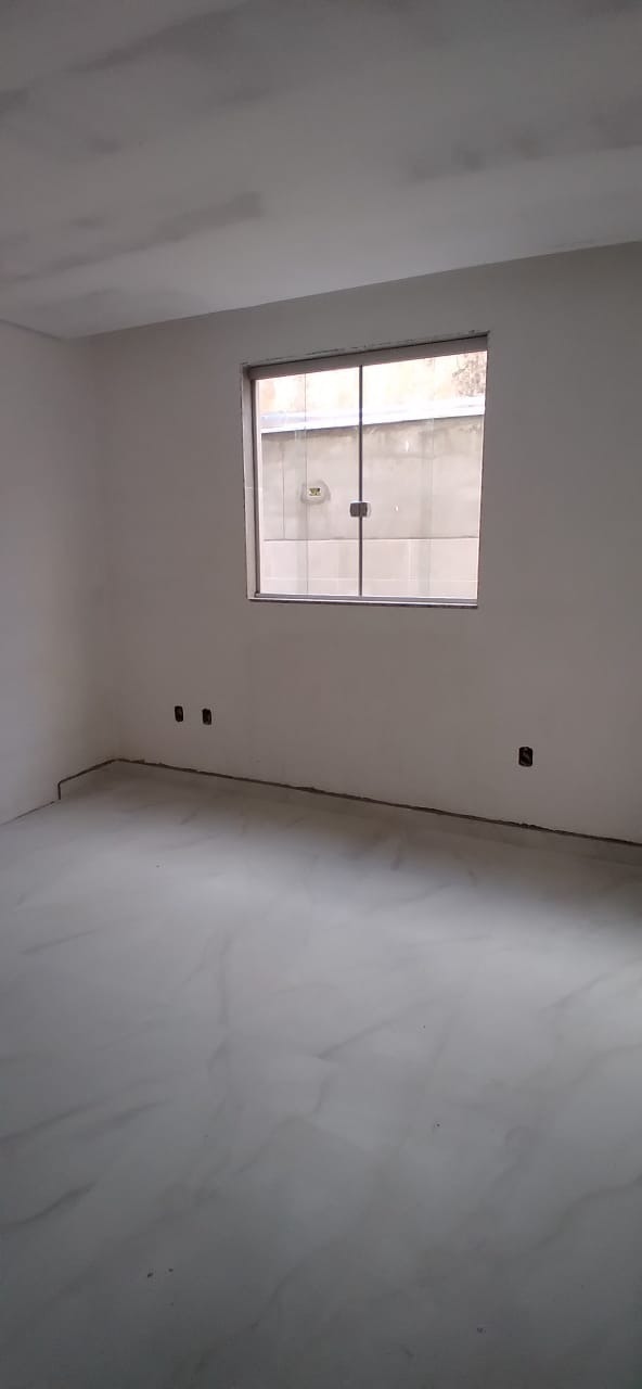 Apartamento à venda com 3 quartos, 80m² - Foto 2