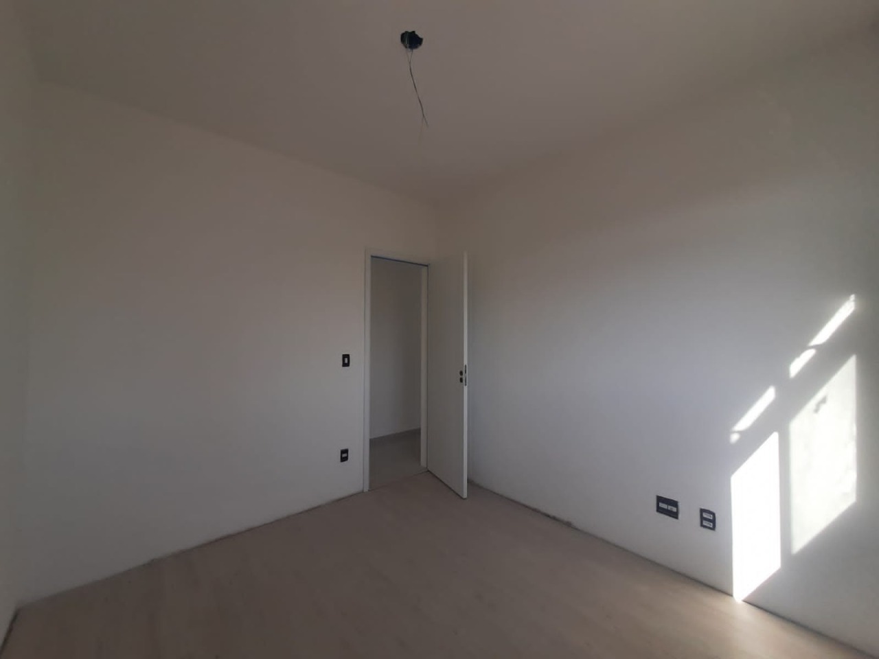 Apartamento à venda com 2 quartos, 67m² - Foto 7