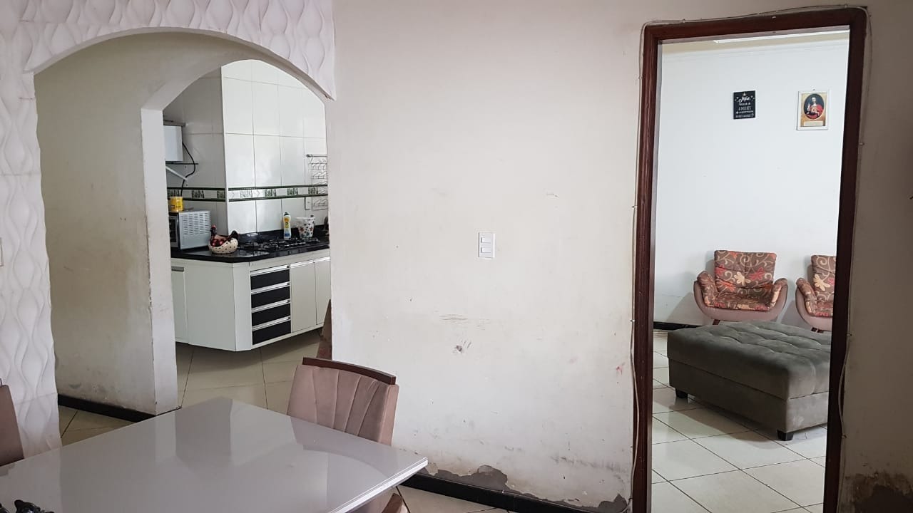 Casa à venda com 3 quartos, 360m² - Foto 6