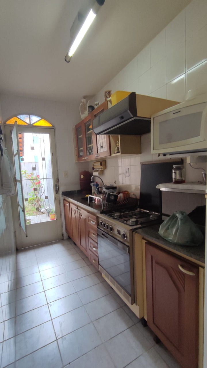 Casa à venda com 2 quartos, 170m² - Foto 15