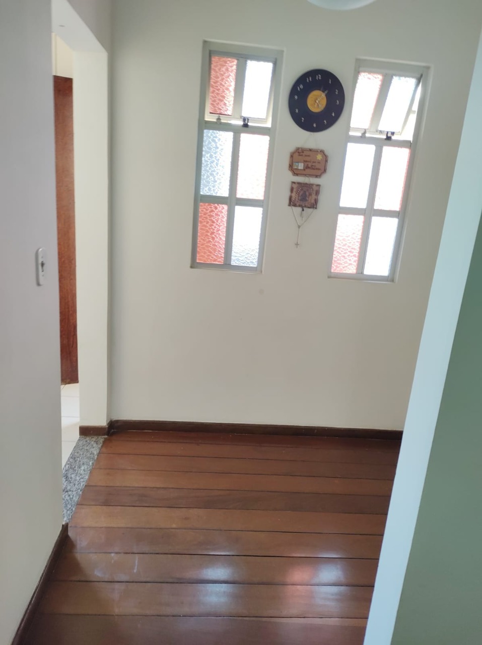 Apartamento à venda com 3 quartos, 95m² - Foto 3