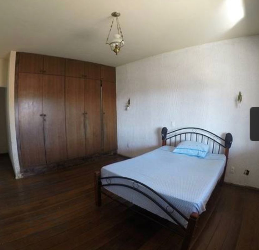 Casa à venda com 3 quartos, 360m² - Foto 7