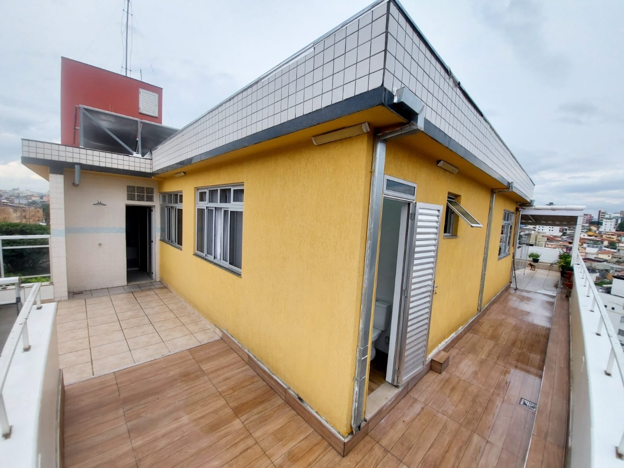 Cobertura à venda com 6 quartos, 250m² - Foto 5