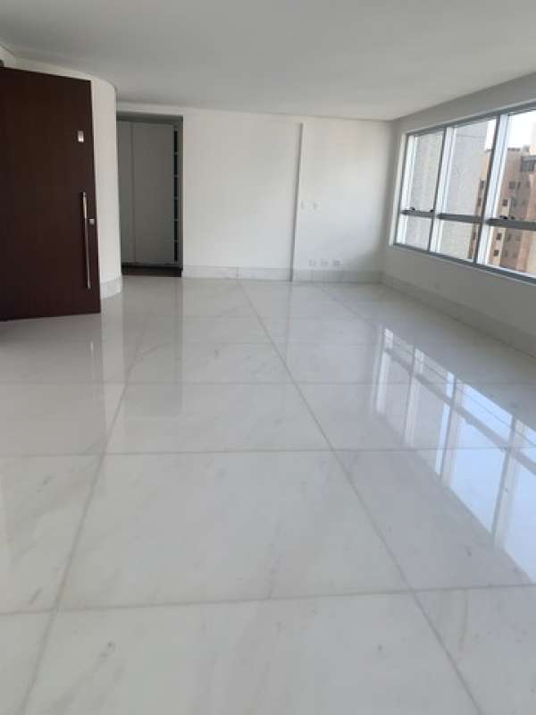 Apartamento à venda com 4 quartos, 208m² - Foto 8