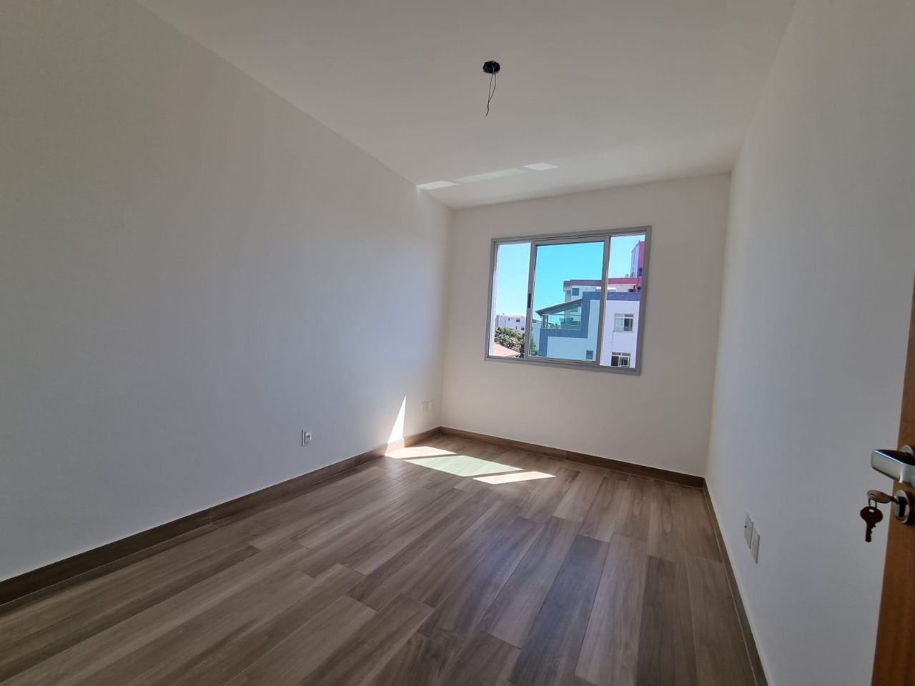 Apartamento à venda com 3 quartos, 105m² - Foto 6