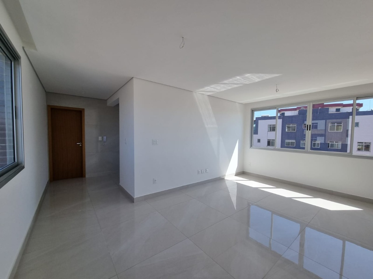 Apartamento à venda com 3 quartos, 105m² - Foto 5