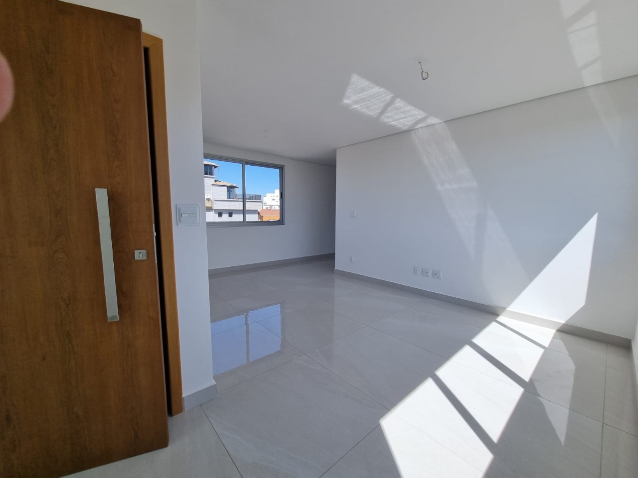 Apartamento à venda com 3 quartos, 105m² - Foto 7