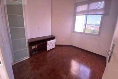 Apartamento à venda com 3 quartos, 83m² - Foto 3