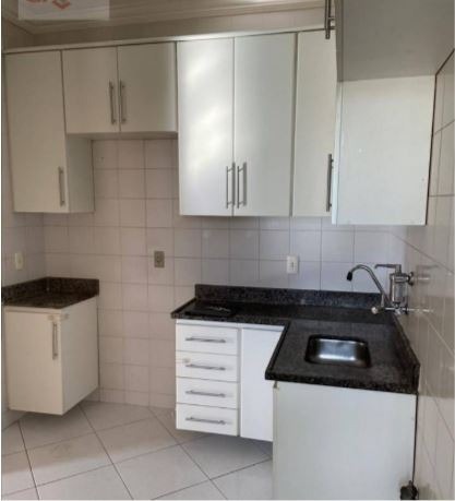 Apartamento à venda com 3 quartos, 83m² - Foto 10