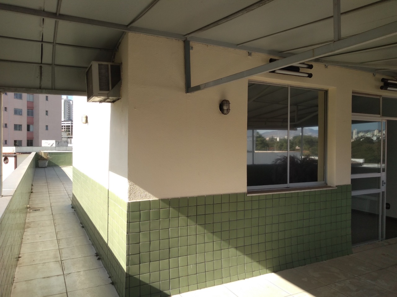 Cobertura à venda com 5 quartos, 310m² - Foto 3