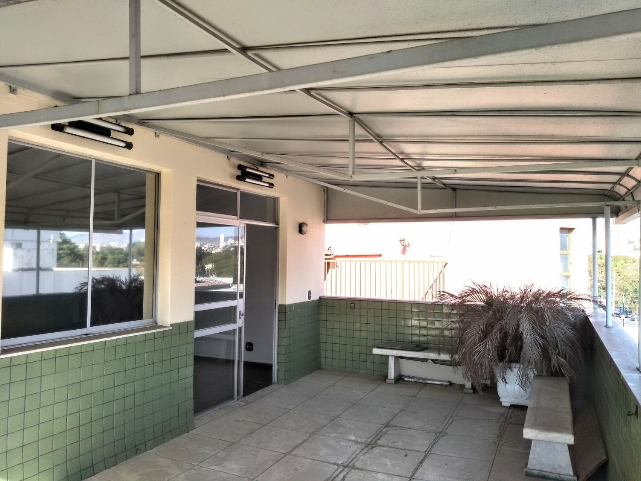 Cobertura à venda com 5 quartos, 310m² - Foto 2