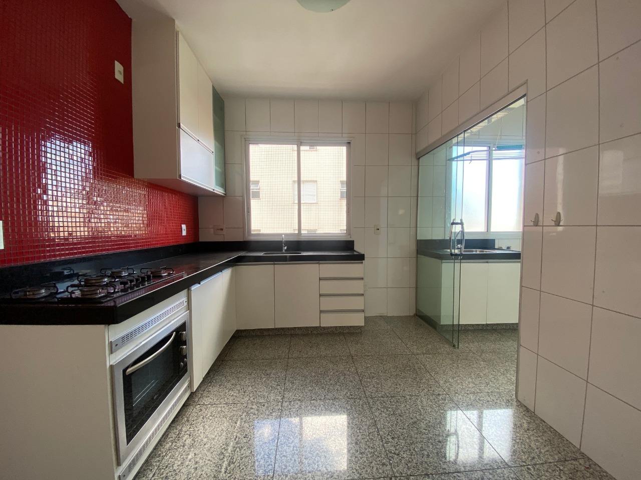 Apartamento à venda com 3 quartos, 115m² - Foto 19