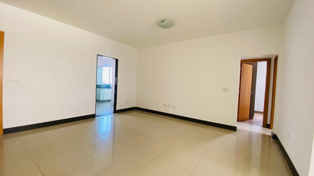 Apartamento à venda com 3 quartos, 115m² - Foto 7