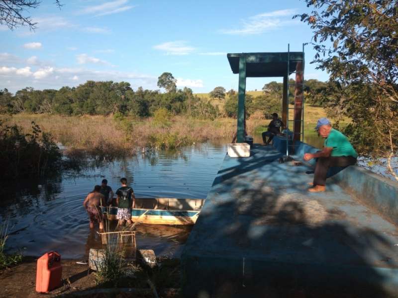 Chácara à venda com 4 quartos, 1000m² - Foto 1