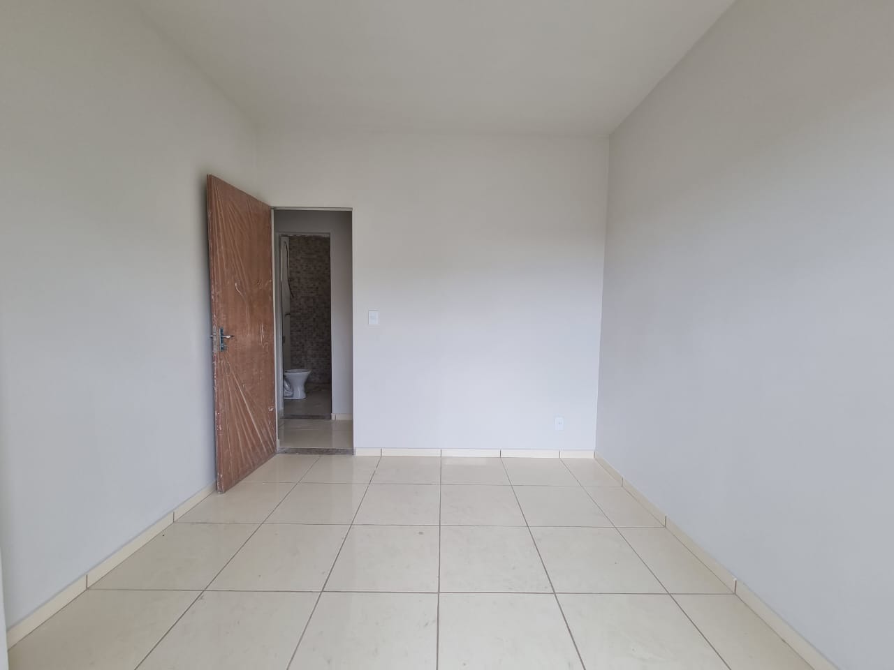 Casa à venda com 2 quartos, 65m² - Foto 10