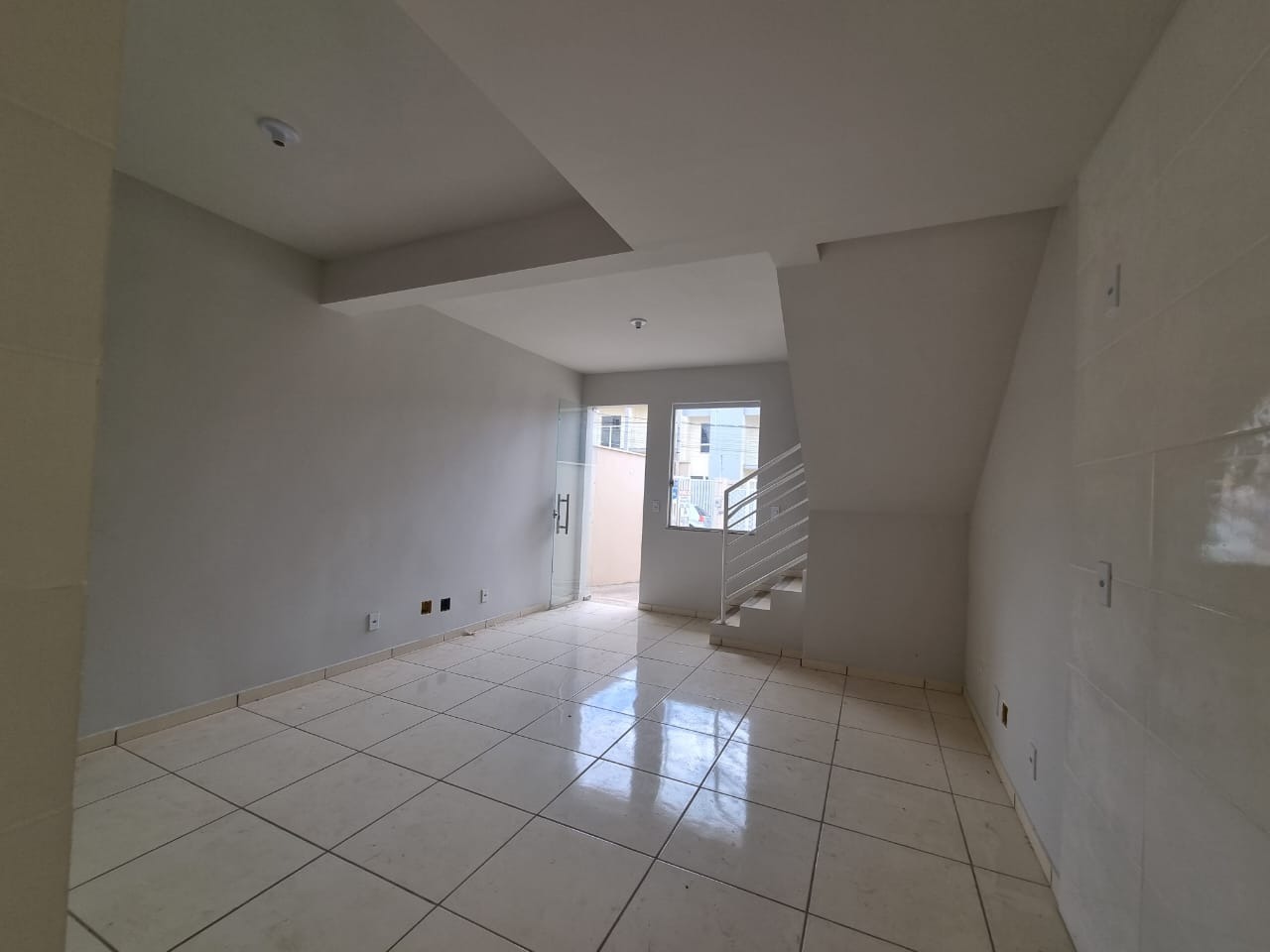 Casa à venda com 2 quartos, 65m² - Foto 5