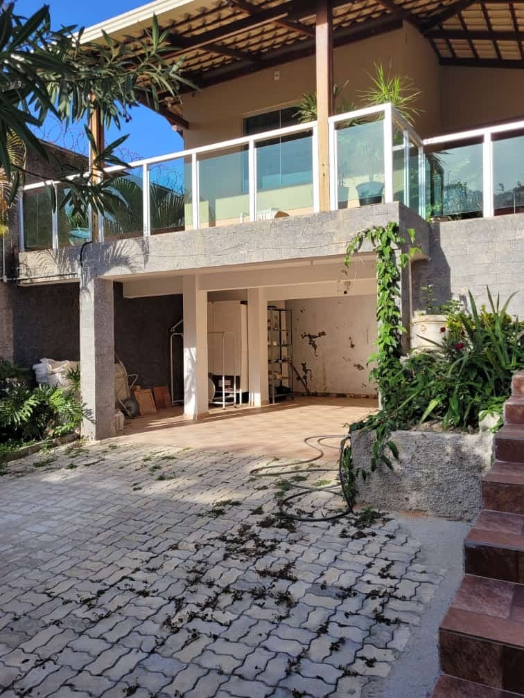 Casa à venda com 2 quartos, 120m² - Foto 1