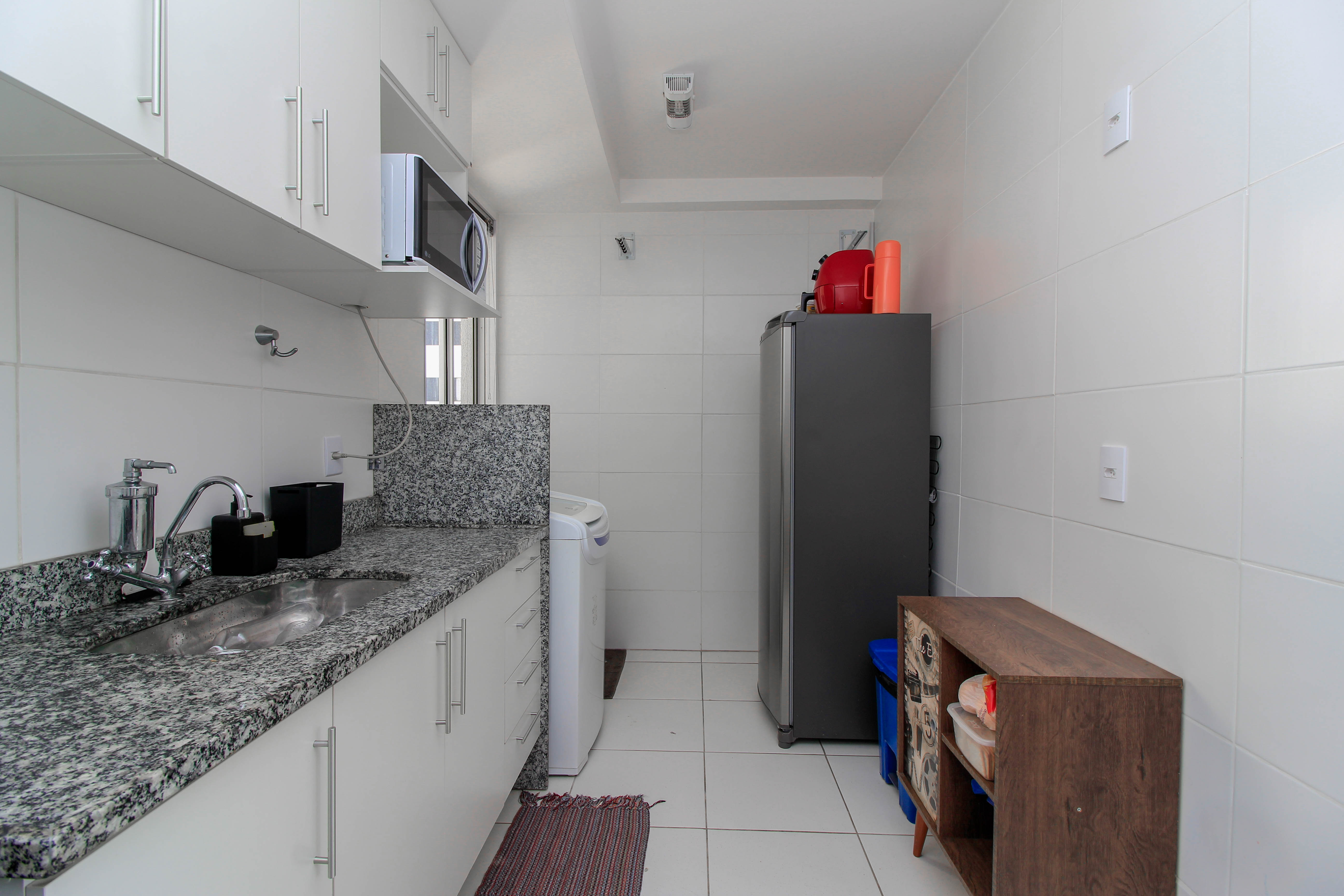 Apartamento para alugar com 3 quartos, 75m² - Foto 9