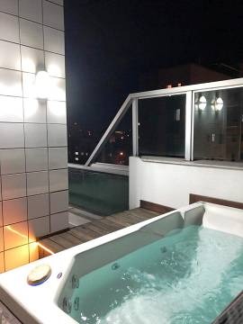 Cobertura à venda com 4 quartos, 300m² - Foto 3