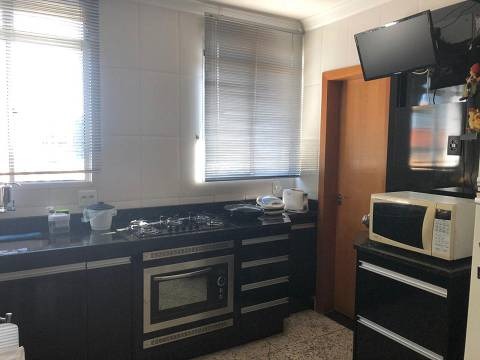 Cobertura à venda com 4 quartos, 300m² - Foto 12