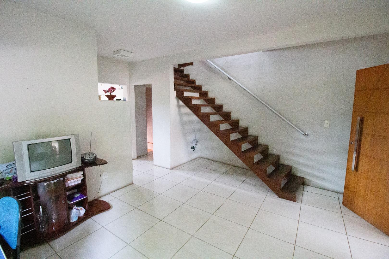 Casa de Condomínio à venda com 3 quartos, 360m² - Foto 23