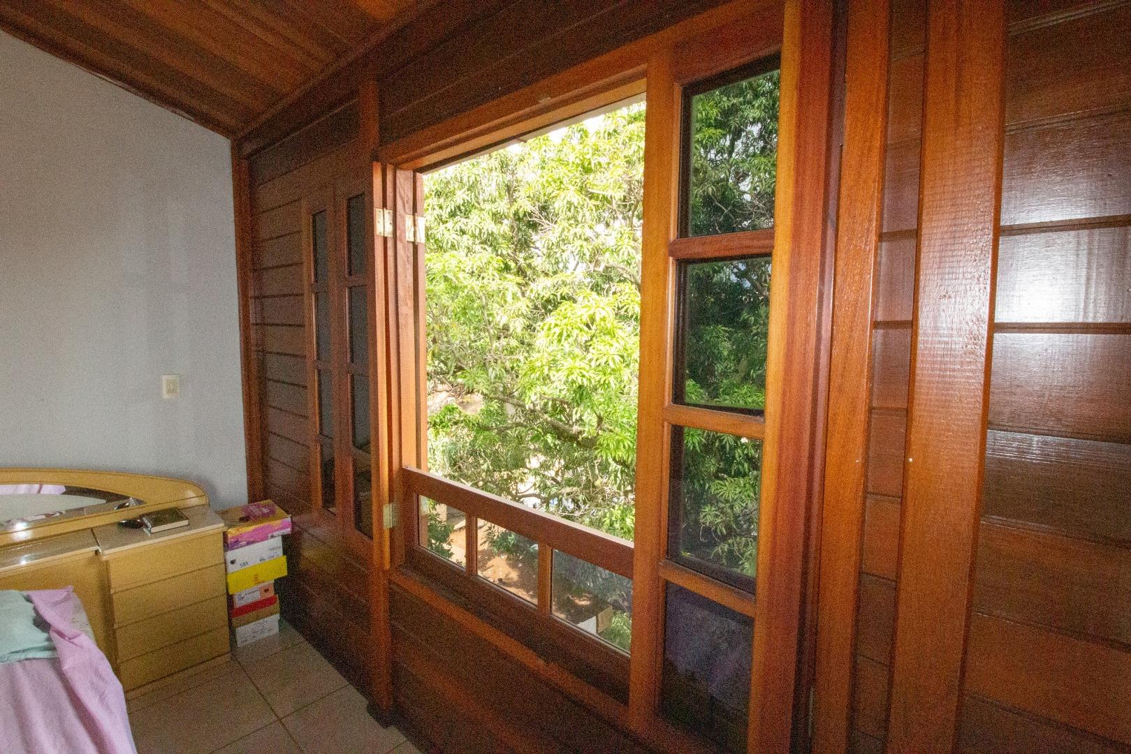 Casa de Condomínio à venda com 3 quartos, 360m² - Foto 17