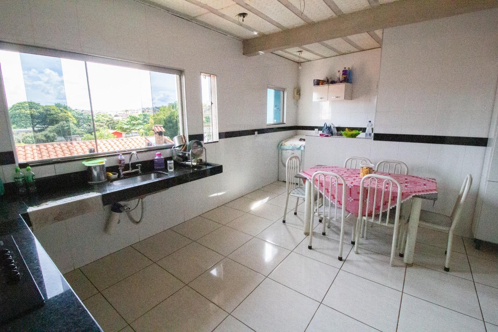 Casa de Condomínio à venda com 3 quartos, 360m² - Foto 22