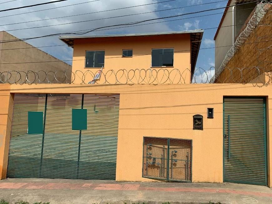 Casa de Condomínio à venda com 3 quartos, 90m² - Foto 1