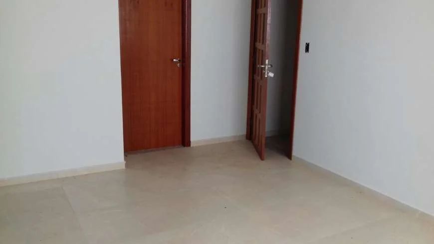 Casa de Condomínio à venda com 3 quartos, 90m² - Foto 4