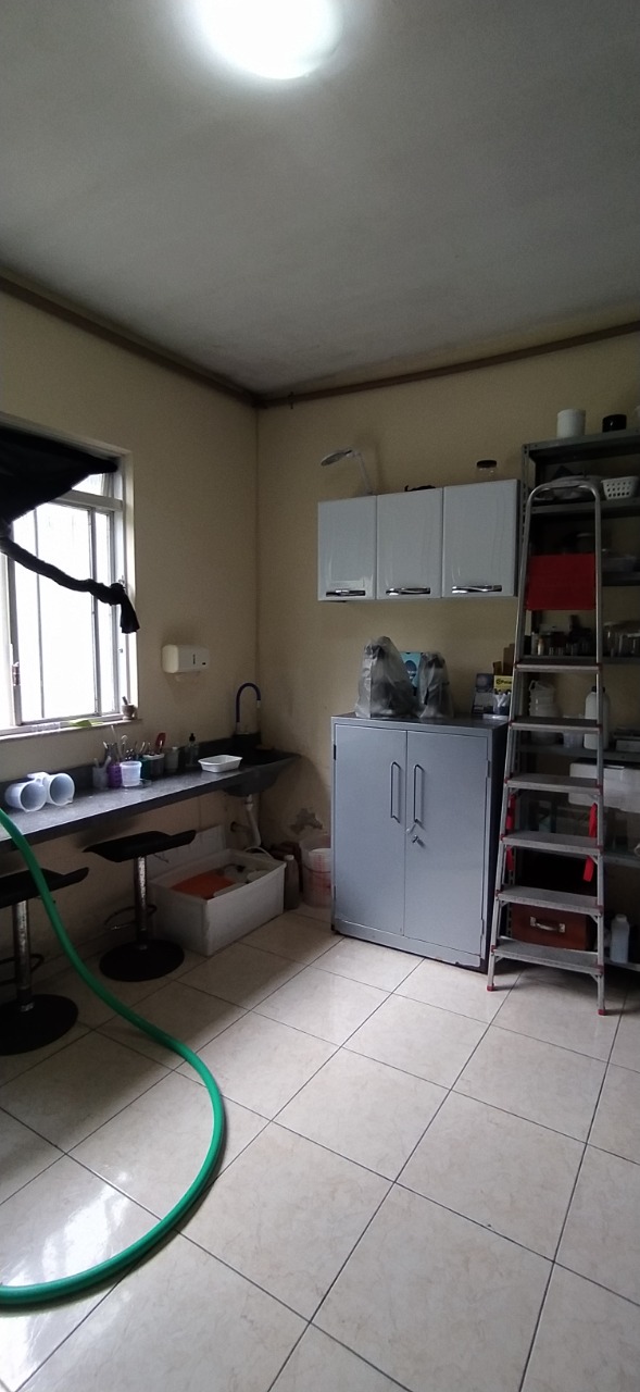 Casa à venda com 3 quartos, 360m² - Foto 7