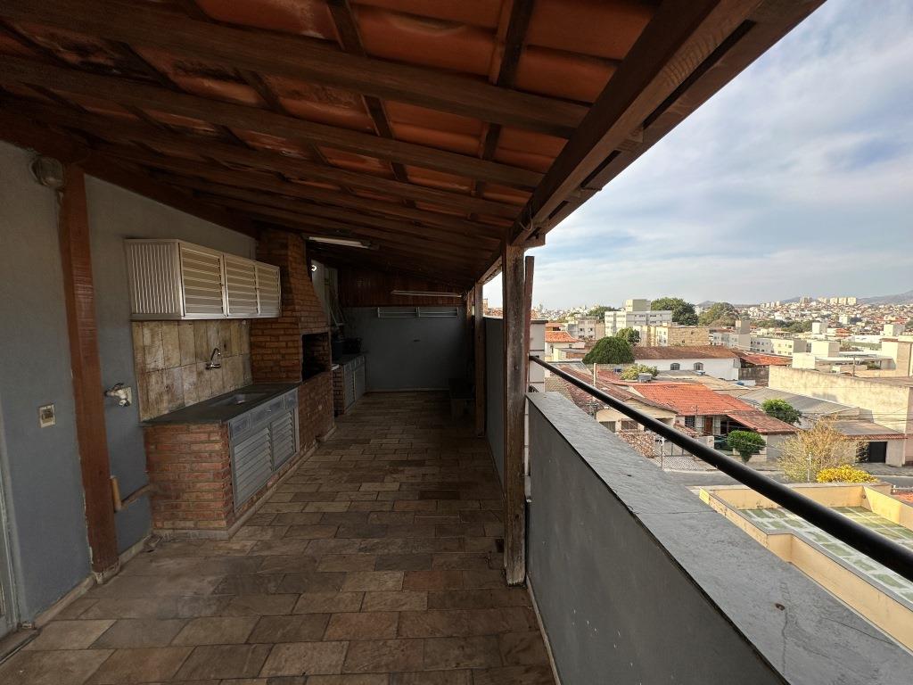 Apartamento à venda com 4 quartos, 151m² - Foto 17