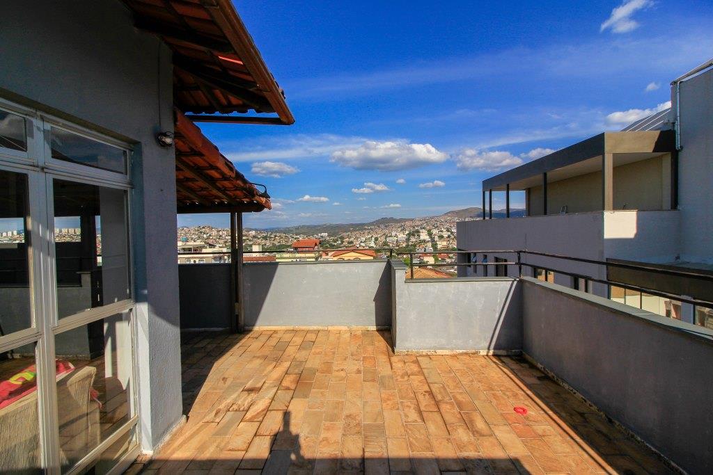 Apartamento à venda com 4 quartos, 151m² - Foto 13