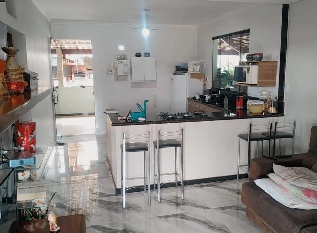 Chácara à venda com 2 quartos, 220m² - Foto 8