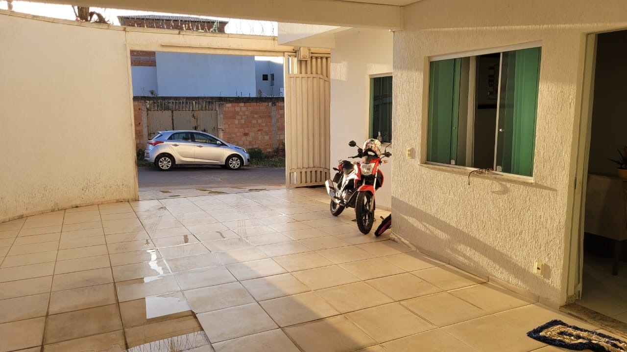 Casa à venda com 4 quartos, 240m² - Foto 7