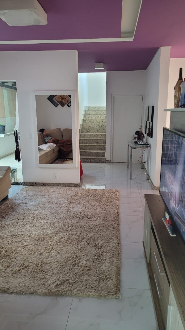 Casa à venda com 4 quartos, 240m² - Foto 13