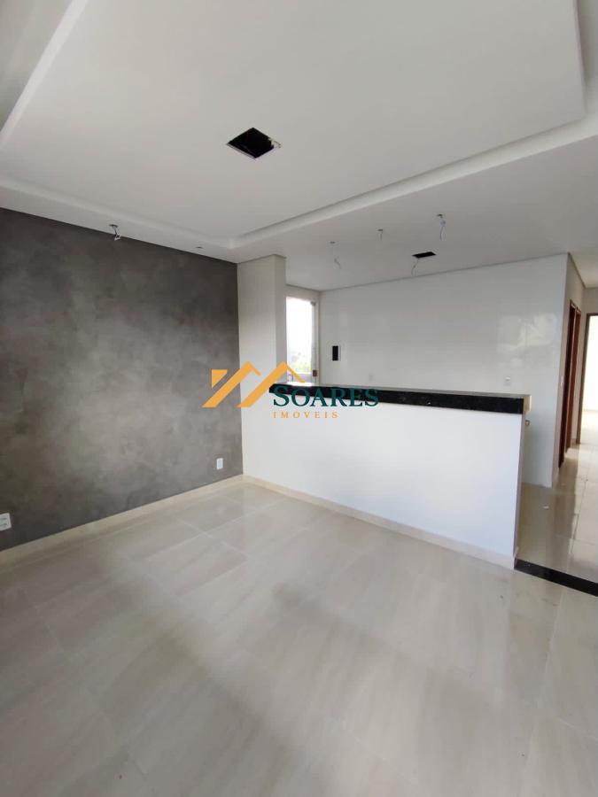 Casa à venda com 2 quartos, 96m² - Foto 4