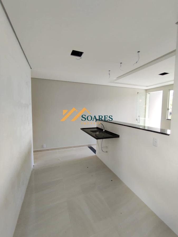 Casa à venda com 2 quartos, 96m² - Foto 1