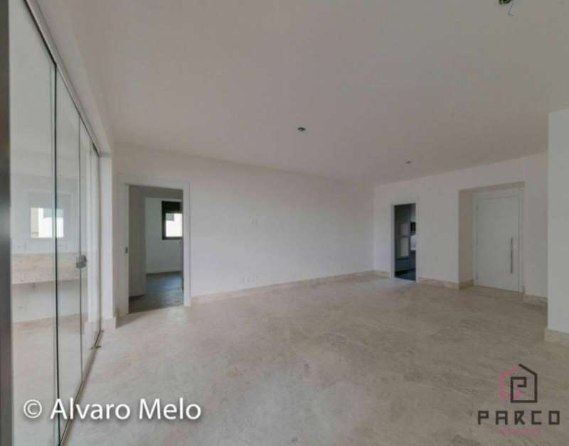 Apartamento à venda com 4 quartos, 140m² - Foto 7