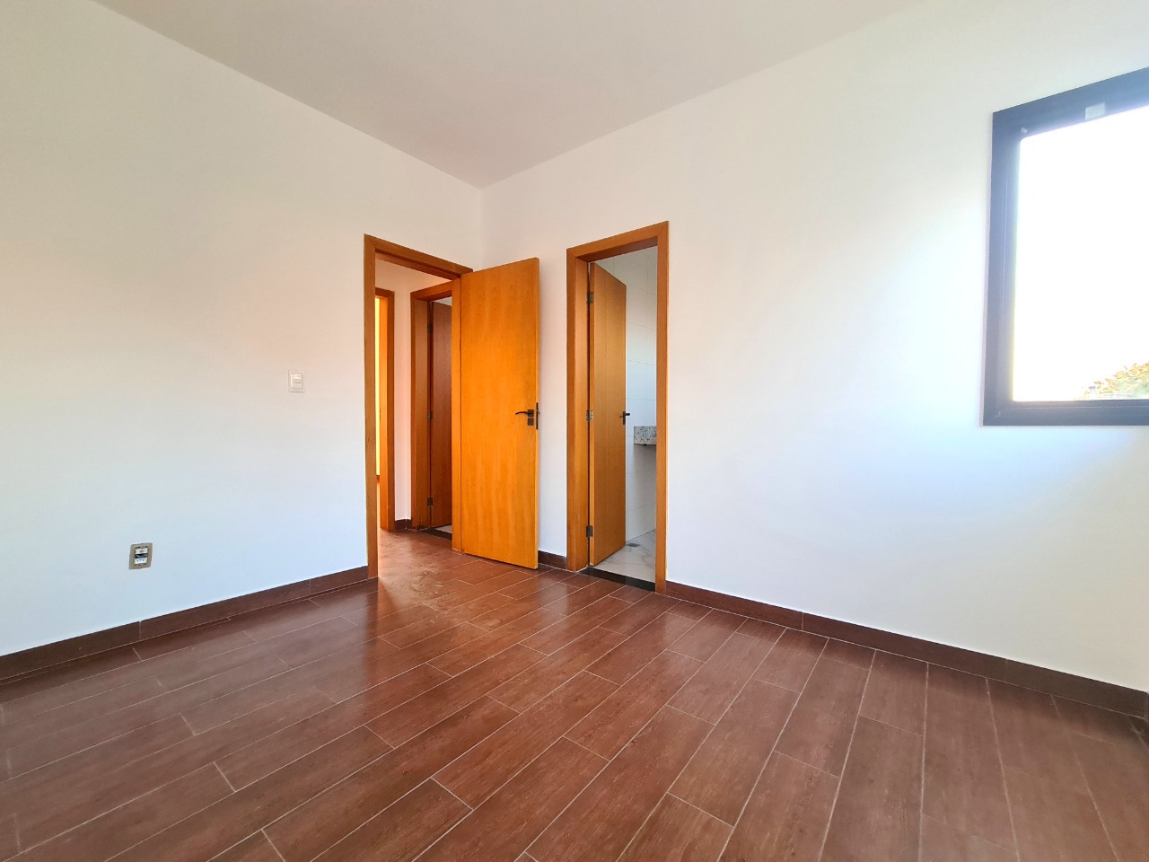 Casa à venda com 3 quartos, 98m² - Foto 9